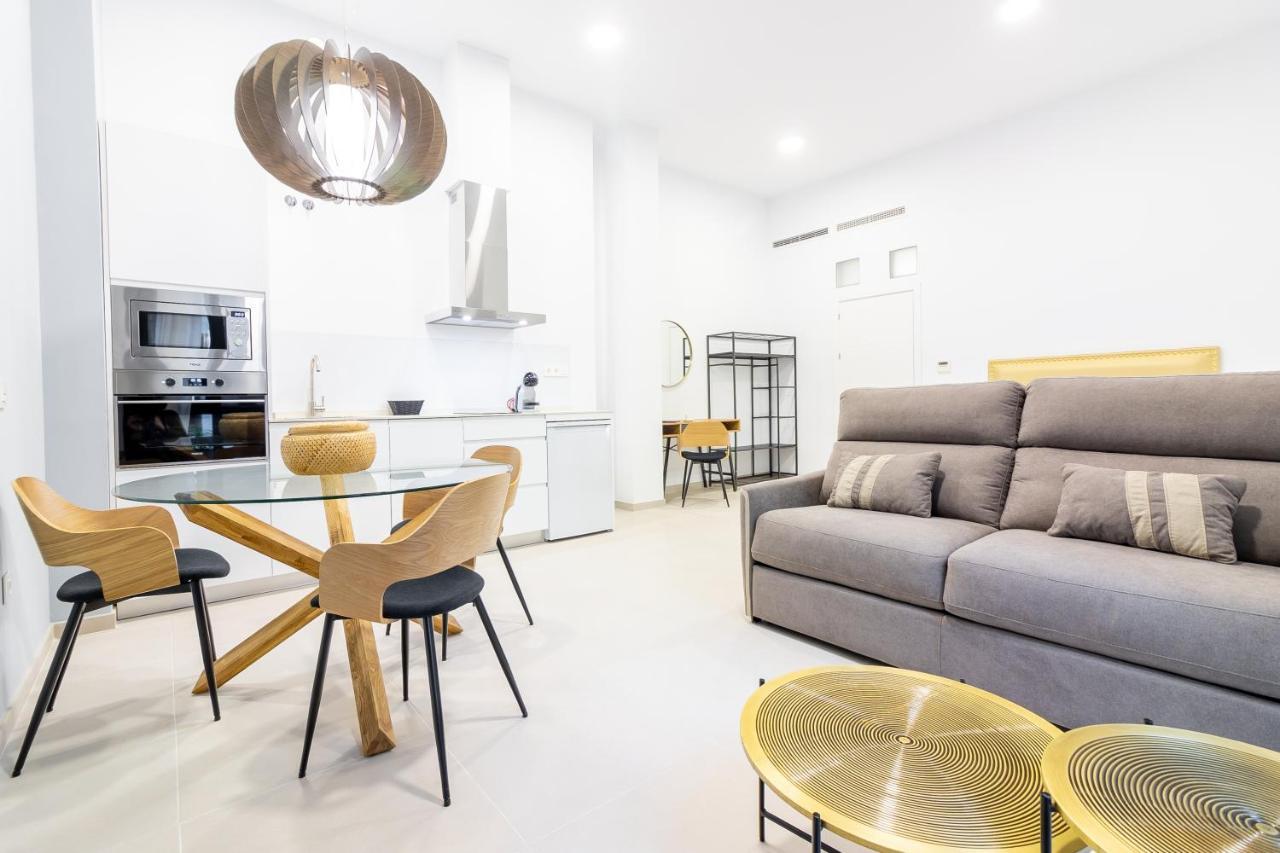 Malaga Center Flat Mariblanca 12 Sun & Terrace Boutique Apartment Bagian luar foto