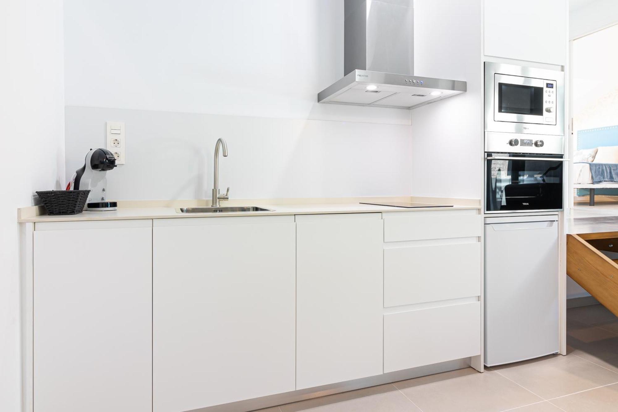 Malaga Center Flat Mariblanca 12 Sun & Terrace Boutique Apartment Ruang foto